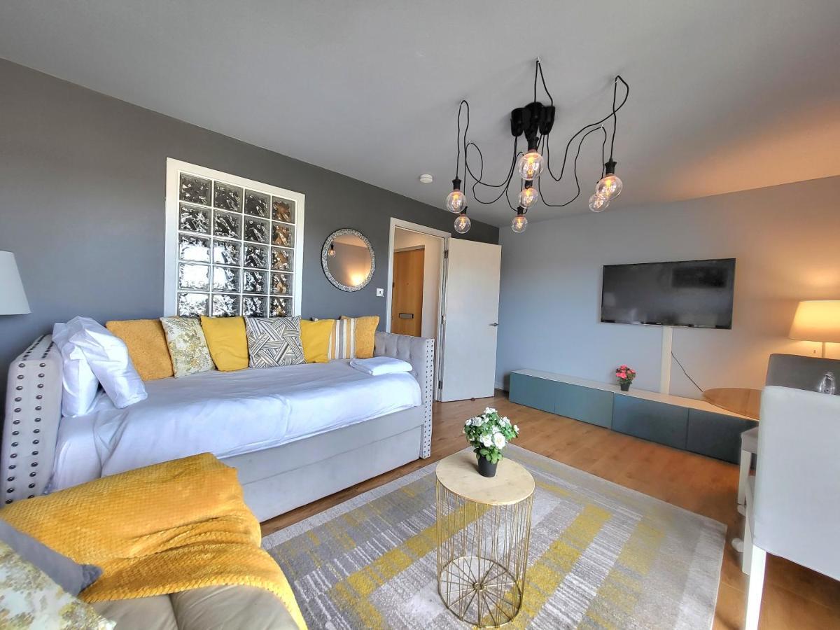 4 Separate Beds, Sleeps 6, Beautiful 2 Bed Apt Edimburgo Exterior foto