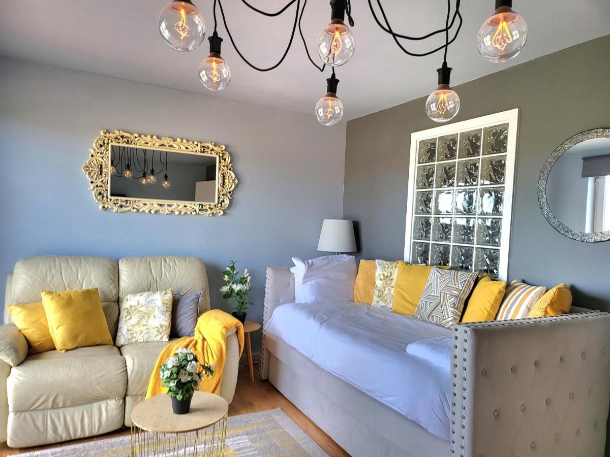 4 Separate Beds, Sleeps 6, Beautiful 2 Bed Apt Edimburgo Exterior foto