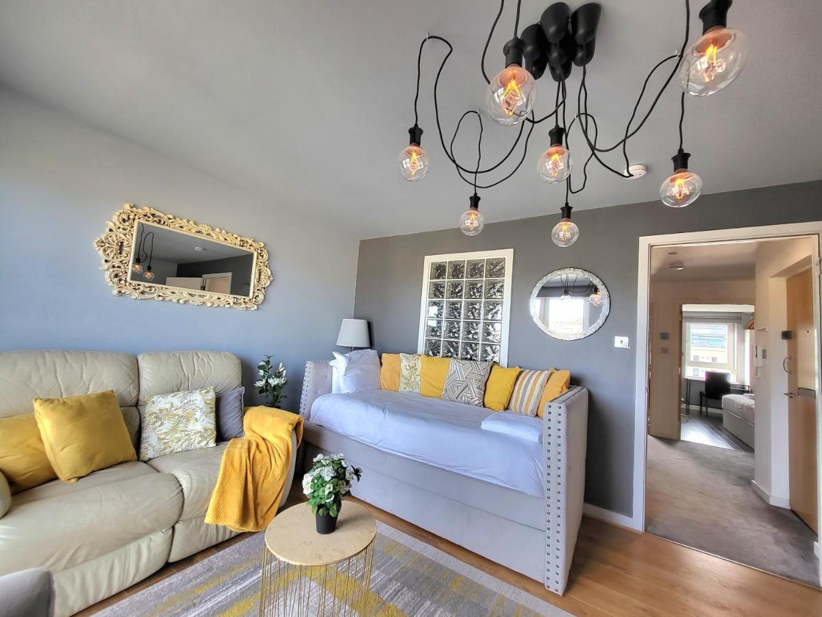 4 Separate Beds, Sleeps 6, Beautiful 2 Bed Apt Edimburgo Exterior foto