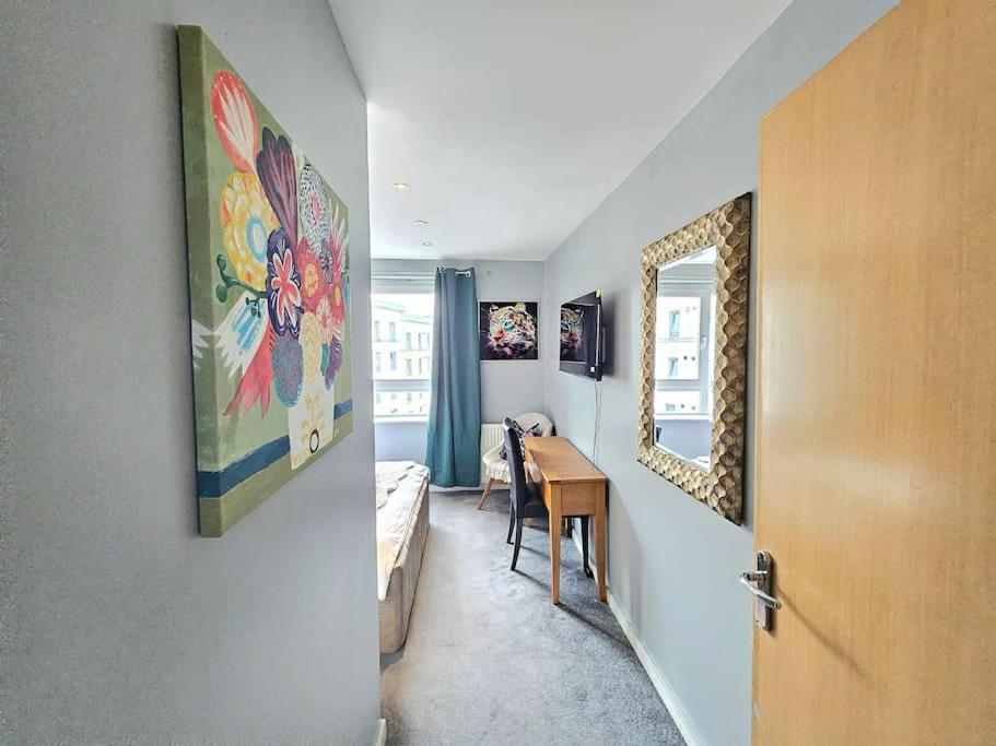 4 Separate Beds, Sleeps 6, Beautiful 2 Bed Apt Apartamento Edimburgo Exterior foto