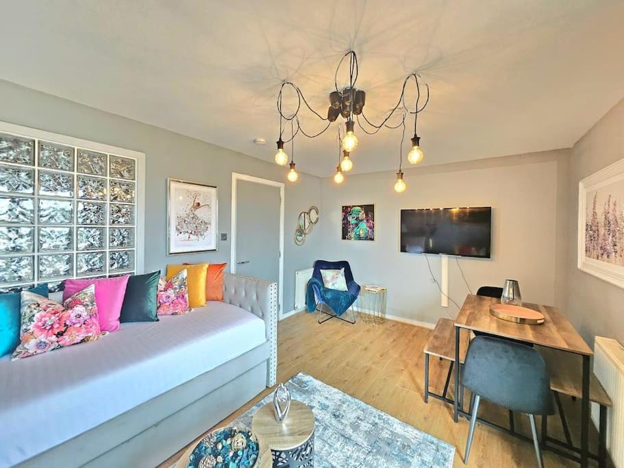 4 Separate Beds, Sleeps 6, Beautiful 2 Bed Apt Edimburgo Exterior foto